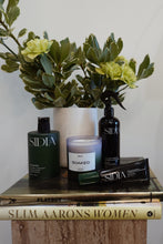 Load image into Gallery viewer, Sidia: Body Wash in Soaked
